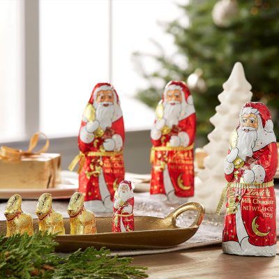 Lindt Santa Milk Chocolate Candy, Christmas Chocolate Santa, 4.4 oz. (2023)